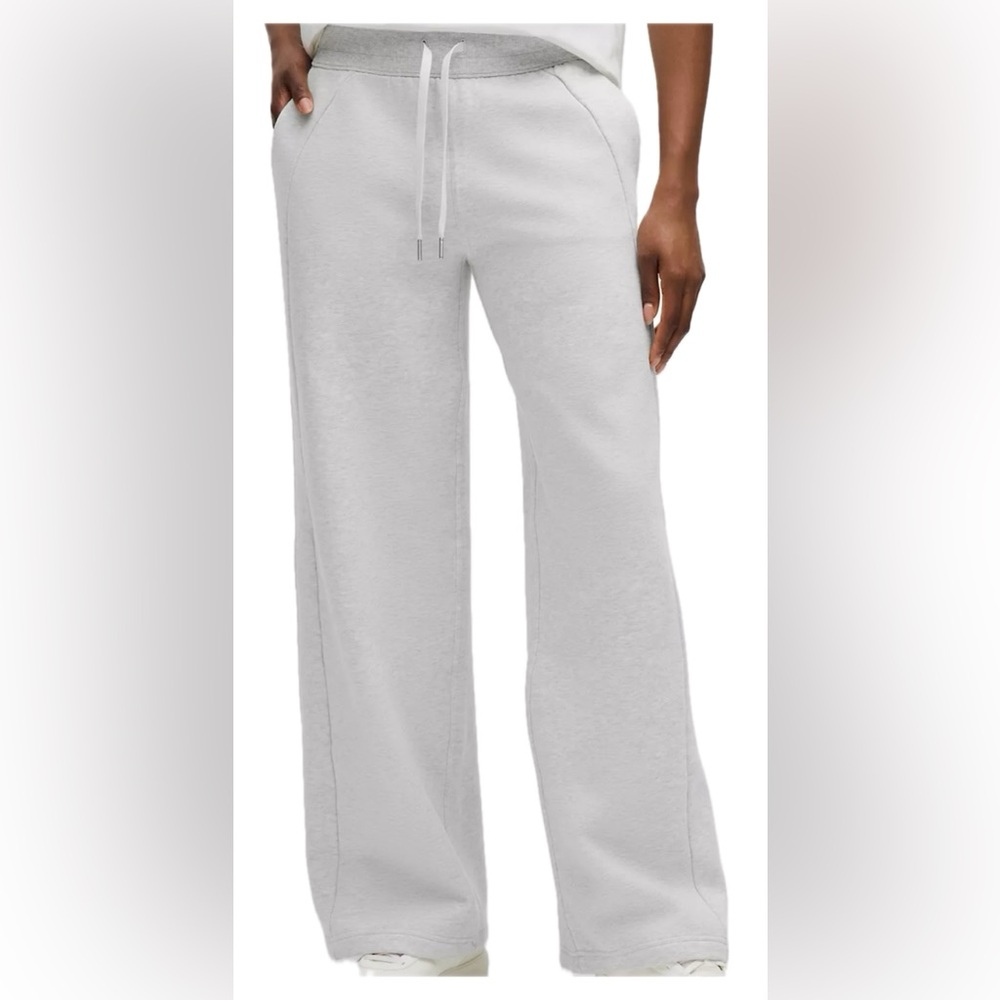 Lululemon Scuba Mid-Rise Wide-Leg Pant Regular Heathered Core Ultra Light Grey M